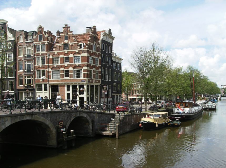 2.5-Hour Amsterdam Sightseeing Tour by Bike - Why 2.5 hours feels perfect for Amsterdam by bike