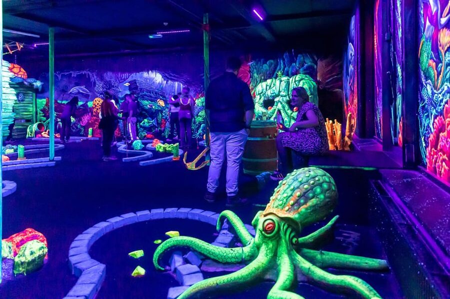 Aloha Amsterdam: 12-Hole Glow-in-the-Dark Mini-Golf - Price and Value: Is $10 a Good Deal in Amsterdam?