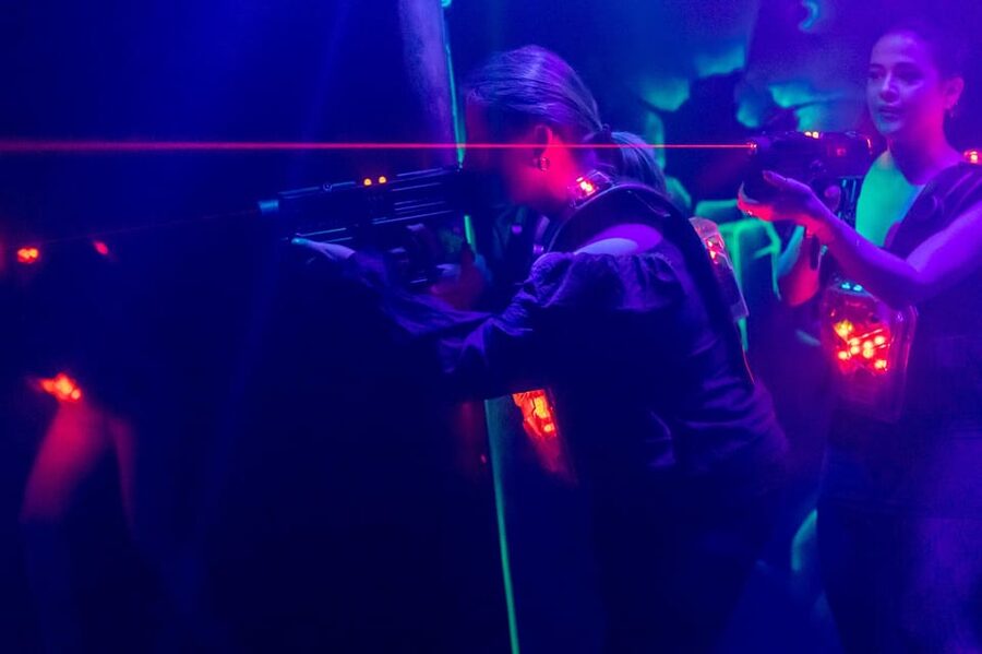 Aloha Amsterdam: Laser Tag Experience - Battle in Amsterdam in 15 minutes, the Aloha Amsterdam format