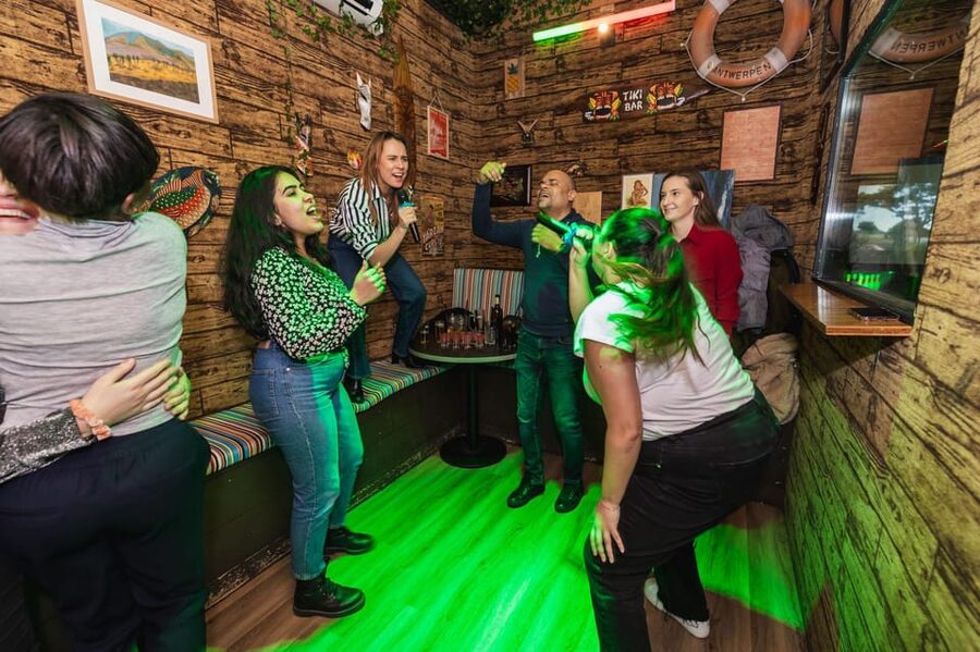 Aloha Amsterdam: Private Karaoke Booth with 20.000 Songs - The 20,000 song library, and how to choose fast