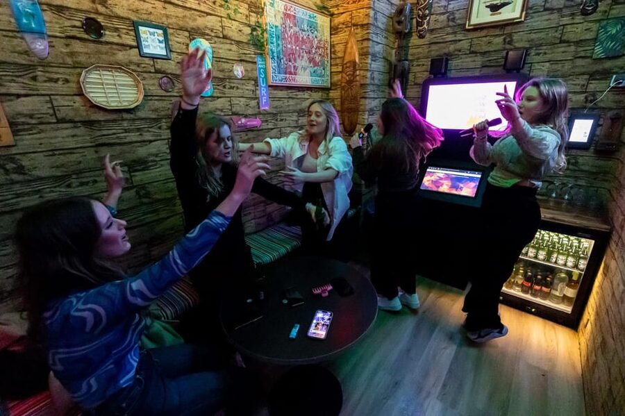 Aloha Amsterdam: Private Karaoke Booth with 20.000 Songs - Price and value: what you’re really paying for