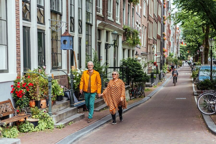 Amsterdam: 1.5-Hour Private Kick-Start Tour with a Local - 90 minutes between Dam Square and Nieuwmarkt: how you get your bearings