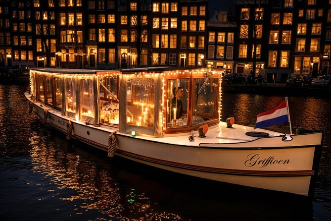 Amsterdam: 2-Hour Canal Cruise incl. Drinks & Dutch Snacks - Who this cruise is best for, and who should skip it