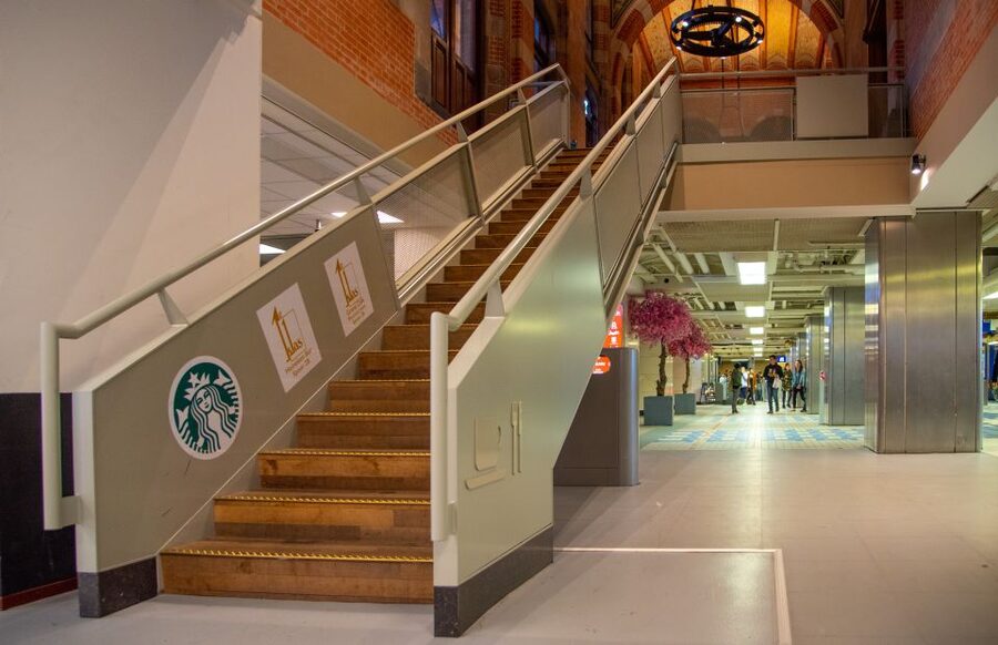 Amsterdam: 3-Course Meal in Historic 1st Class Waiting Rooms - The Menu Choices: Starters, Mains, and Desserts You Can Customize