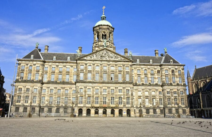 Amsterdam: 3-Hour Private Highlights City Tour by Minivan - A 3-hour private minivan highlights tour that helps you actually understand Amsterdam