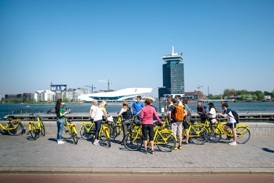 Amsterdam: 3h E-Bike Tour with break - Getting comfortable fast, personalized bike and traffic instructions