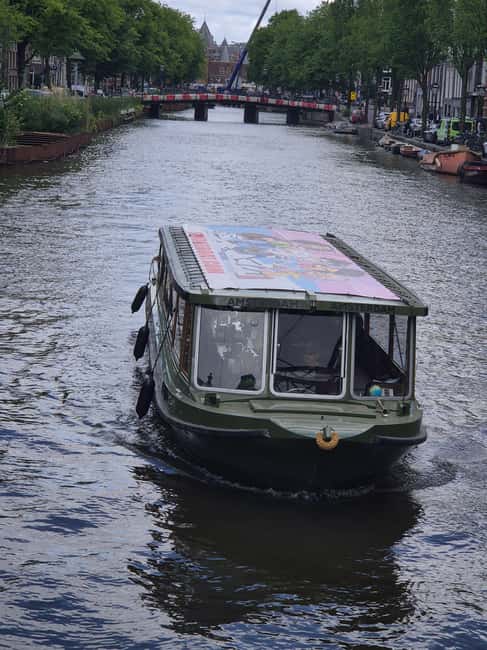 Amsterdam: 420 Smoke-Friendly Boat Tour - Inside vs. outer deck: warmth, tobacco rules, and comfort