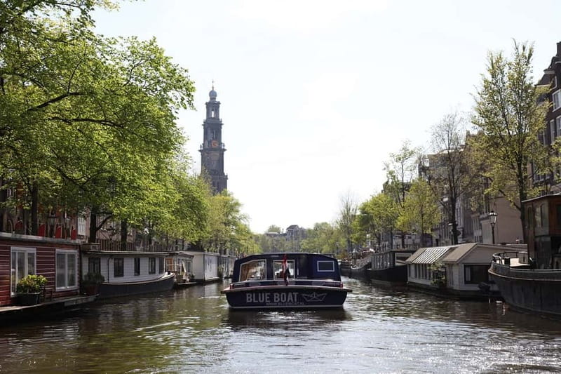 Amsterdam: 75 Minute City Canal Cruise with Audio Guide - Why a 75-minute cruise is a smart Amsterdam starter