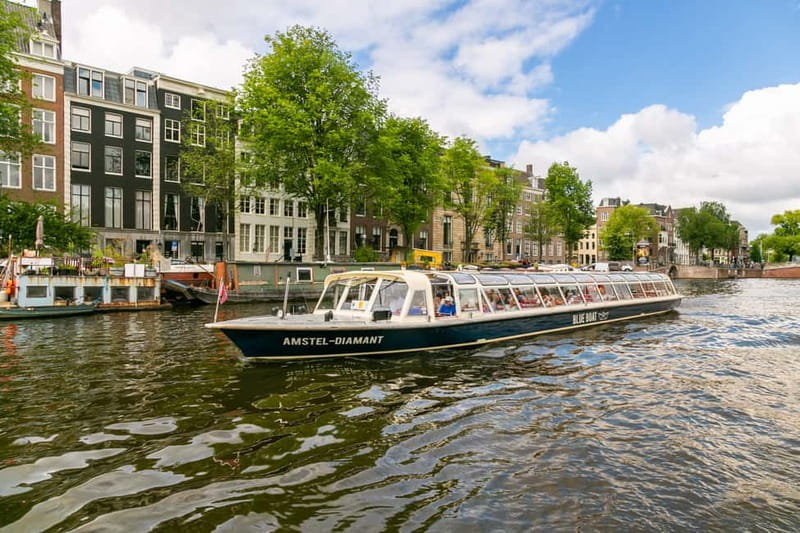 Amsterdam: 75 Minute City Canal Cruise with Audio Guide - Snacks and the value question: does it justify $17?