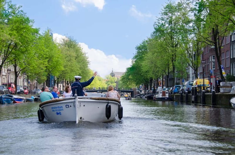 Amsterdam: 75 minute Open Boat Canal Cruise with Live Guide - Where you meet the boat at Stadhouderskade 501