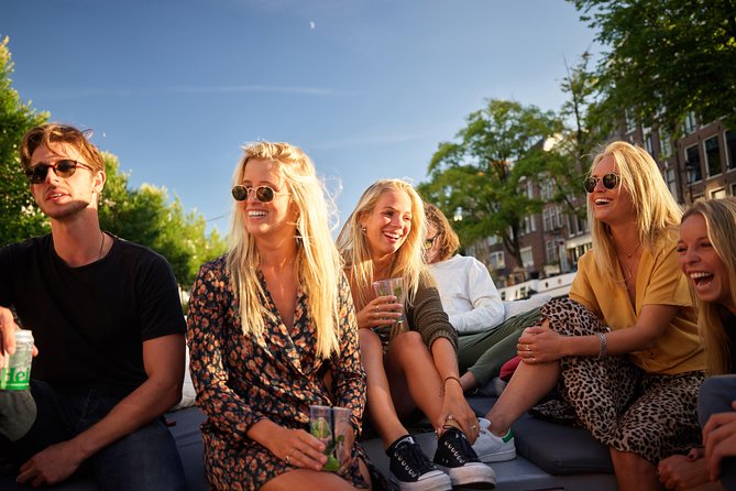 Amsterdam All-Inclusive 90-Minutes Heated Cruise by Captain Jack - Boat Comfort, Heat, and Staying Warm Without Missing the Sights