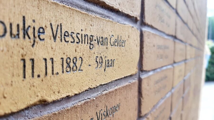 Amsterdam: Anna Frank and World War II History Walking Tour - The name memorial monument and why the numbers matter