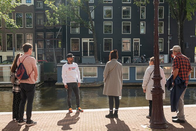 Amsterdam: Anne Frank and Jewish Quarter Walking Tour (TOP RATED) - Where the tour starts: Amstel area, easy meeting point, simple first step