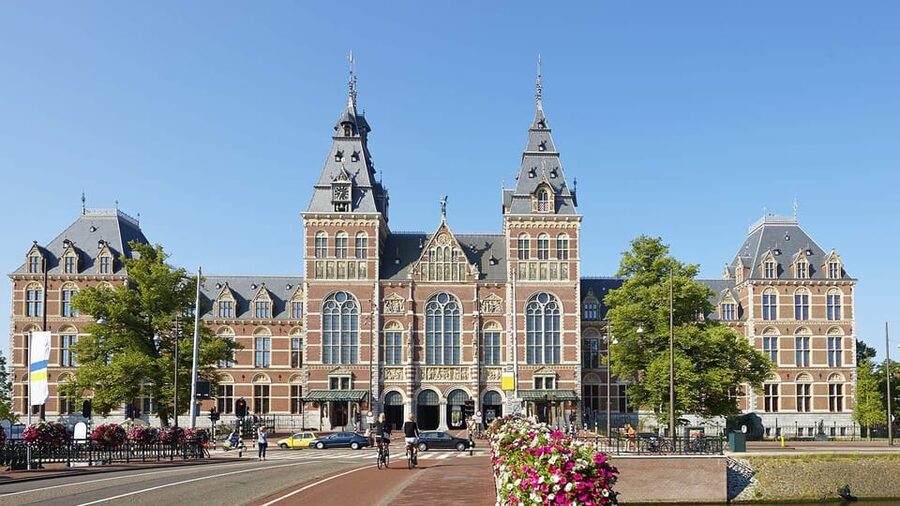 Amsterdam Audioguide - TravelMate app for your smartphone - Online or offline: the practical listening setup