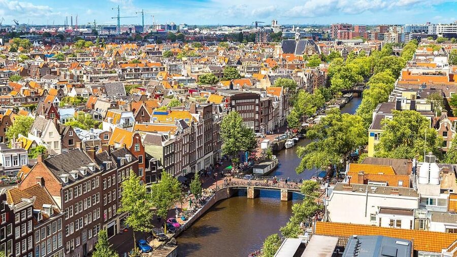 Amsterdam Audioguide - TravelMate app for your smartphone - Stop by stop: what the 35 audio contents cover in Amsterdam
