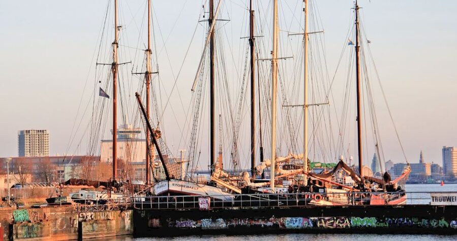 Amsterdam: Bike Tour (Noord) in German or English - Crossing the IJ by ferry, then getting oriented with an IJ river photo stop