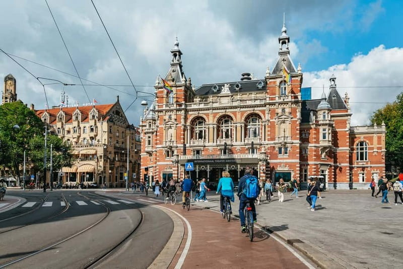 Amsterdam: Bike Tour with Optional Cruise in Small-Group - The optional 1-hour canal cruise, the same water from a different speed