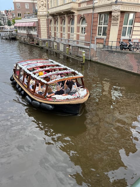 Amsterdam: Boat Tour with Optional Unlimited Drinks - Should you book the Enterprise unlimited-drinks canal tour?