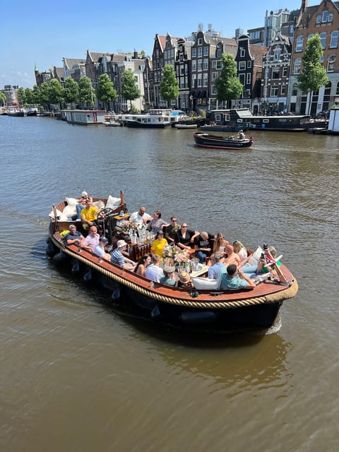 Amsterdam: Boat Tour with Optional Unlimited Drinks - Smoking rules, age limit, and who should pick this cruise