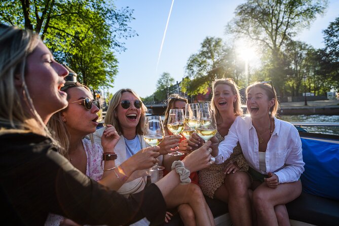 Amsterdam: Canal Booze Cruise with Unlimited Drinks Option - Hosts, Captains, and the Social Part of the Ride