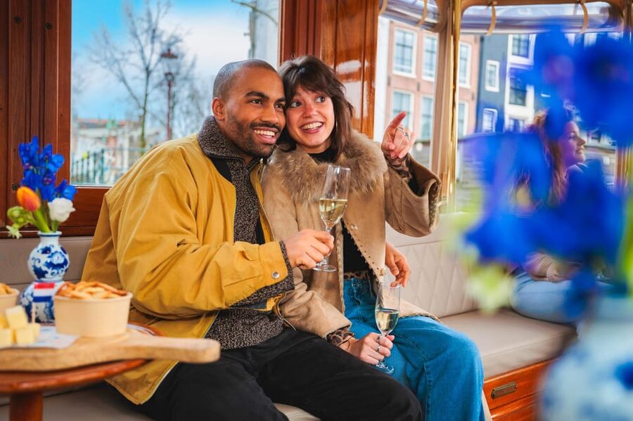 Amsterdam: Canal Cruise with Bubbles & Bites - Skinny Bridge on the Amstel: the moment you plan for