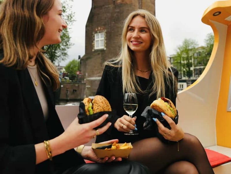 Amsterdam canal cruise with culinary burger or cheese & wine - Finding the boat: Prinsengracht 261a, right by Anne Frank Museum