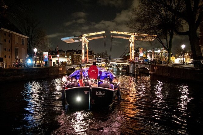 Amsterdam Canal Cruise With Live Guide and Unlimited Drinks - Drinks, comfort details, and why they matter more than you think