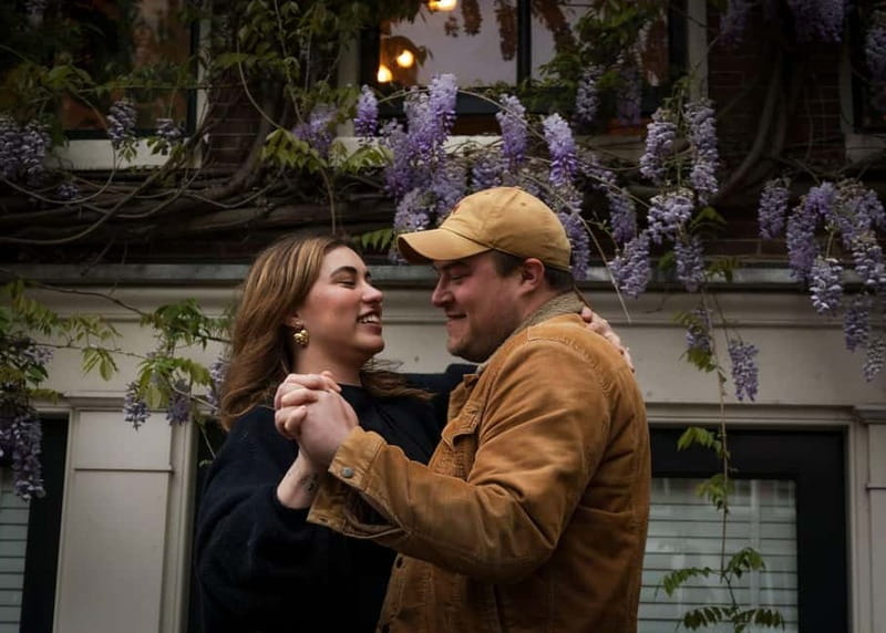 Amsterdam Canals Photoshoot: Private Solo, Family or Couples - How the 45-minute session runs in real life