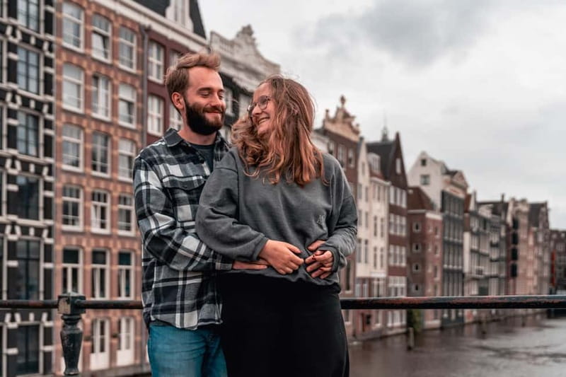 Amsterdam Canals Photoshoot: Private Solo, Family or Couples - The extra location choice: how to get variety without complicating the trip