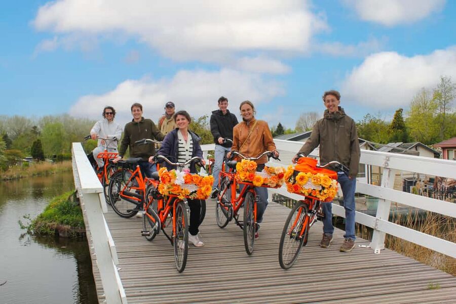Amsterdam: Cheese, Windmill & Countryside Bike Tour - Leaving Amsterdam for Polder Roads, Farms, and Windmills