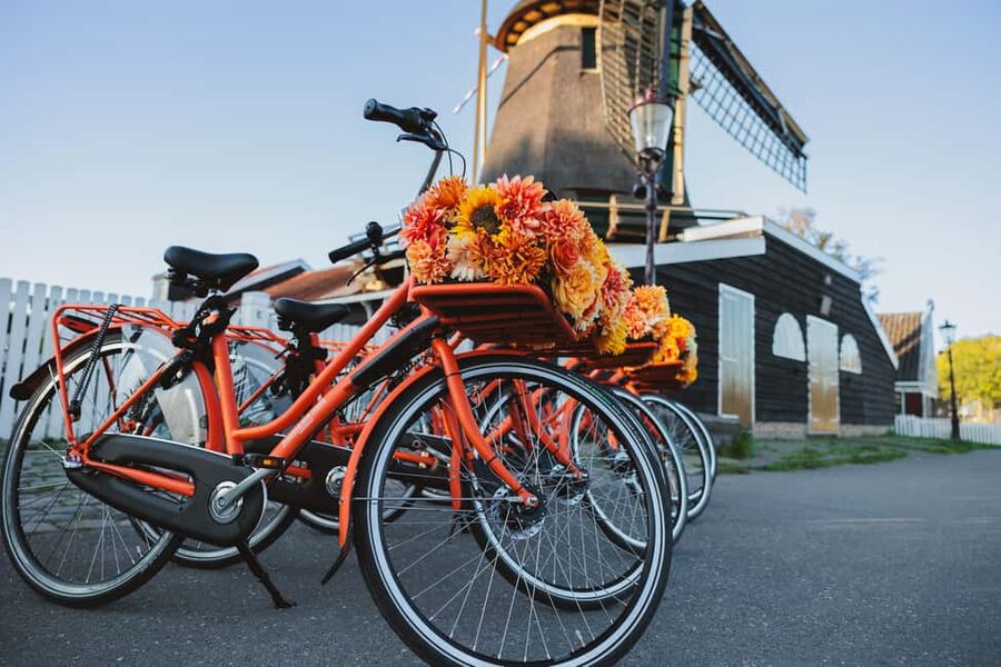 Amsterdam: Cheese, Windmill & Countryside Bike Tour - Windmill Stop and a Quick Lesson on Traditional Milling