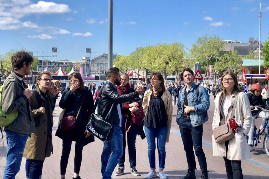 Amsterdam City Center Guided Walking Tour - 12 guests 2,5h - A 2.5-hour orientation walk that hits Dam Square and the Canal Belt