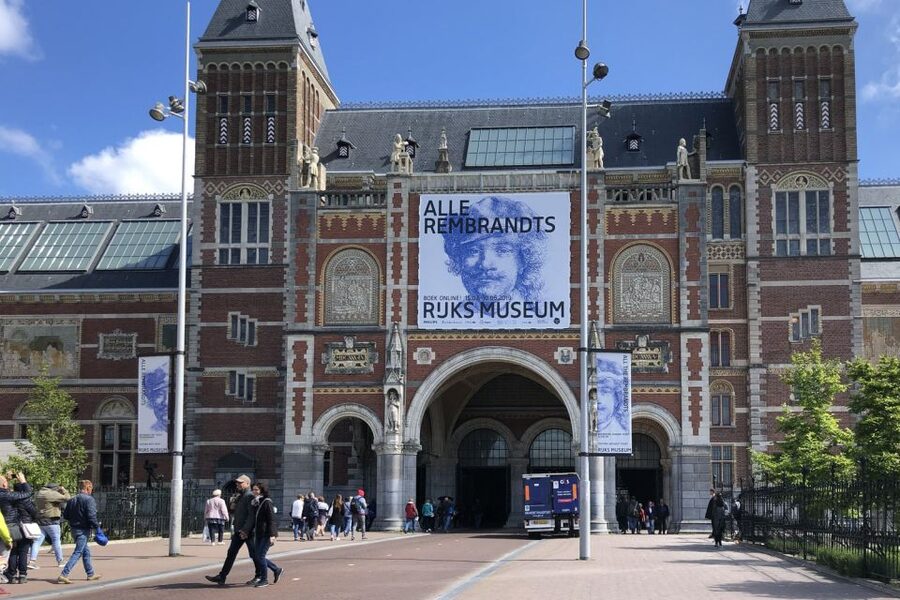 Amsterdam City Center Guided Walking Tour - 12 guests 2,5h - Prinsengracht to Westerkerk, then the final hit at Dam Square