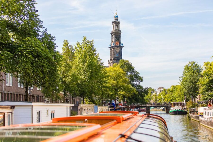 Amsterdam: City Centre Canal Cruise - Why a 1-Hour Canal Cruise Works So Well in Amsterdam