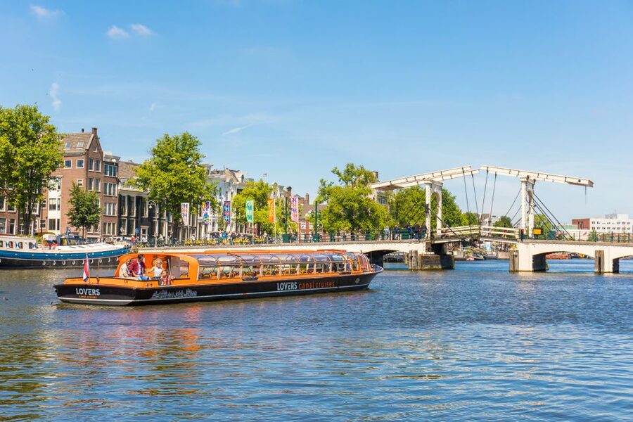 Amsterdam: City Centre Canal Cruise - What You See on the UNESCO Canal District Route