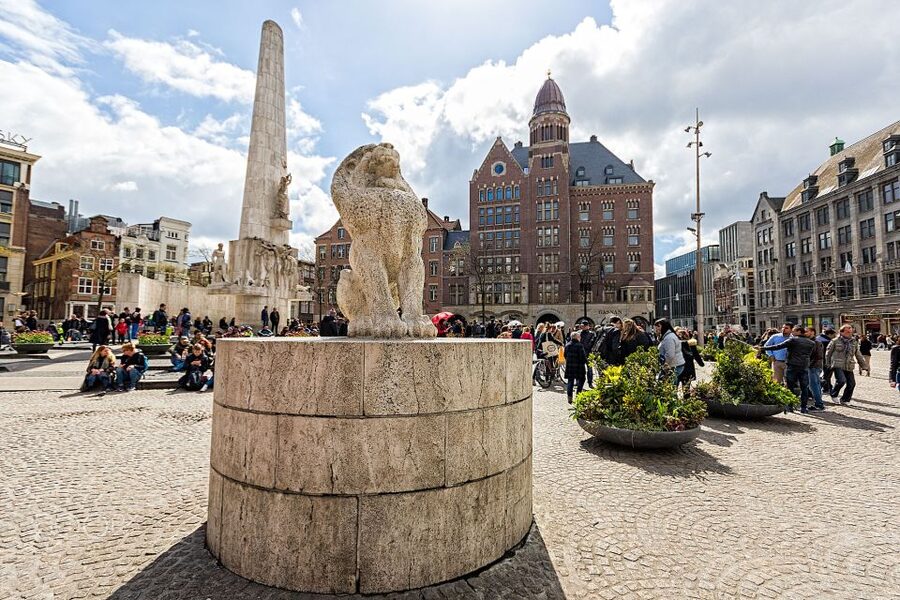 Amsterdam City walking tour - The canal-and-street route, what you should watch for