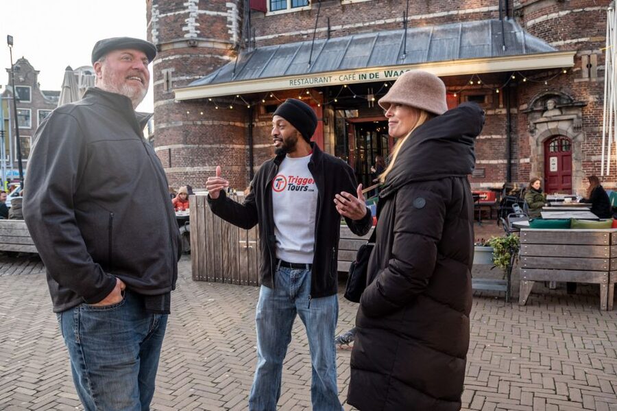 Amsterdam City walking tour - Dam Square and the Royal Palace, the stop you cannot skip