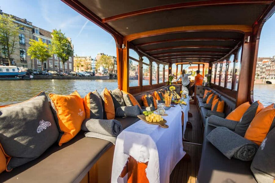 Amsterdam: Classic Boat Cruise with Optional Cheese & Wine - Standard Tour vs Cheese and Wine: What Changes