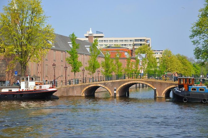 Amsterdam Classic Saloon Boat Cruise with Drinks and Cheese - Why This Cruise Works So Well for First-Time Amsterdam