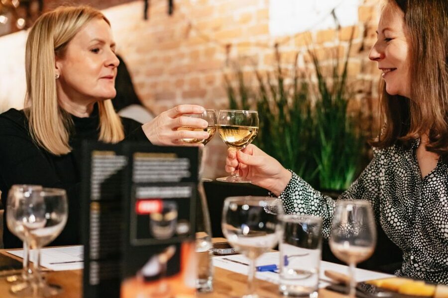 Amsterdam: Dutch Cheese Tasting Experience with Wine - Price and value in plain terms