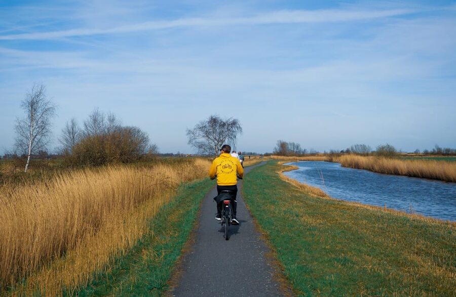 Amsterdam: Dutch Countryside E-Bike with Cheese & Clogs - Polder Country and Dikes: What You Are Actually Riding Through