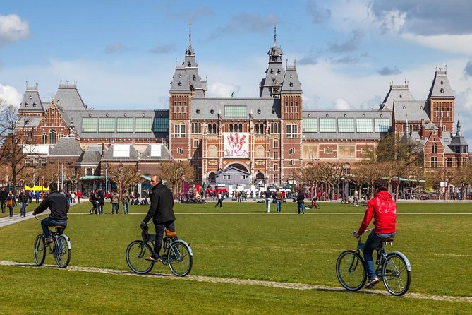 Amsterdam: E-Bike Sightseeing Tour - Dam Square to Royal Palace Area: Icons You Can Spot Fast