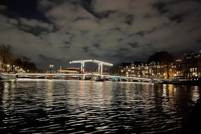 Amsterdam Evening Cosy & Small Cruise & Drinks and Bites - Sunset - What you pass by on the water, and how to maximize the views