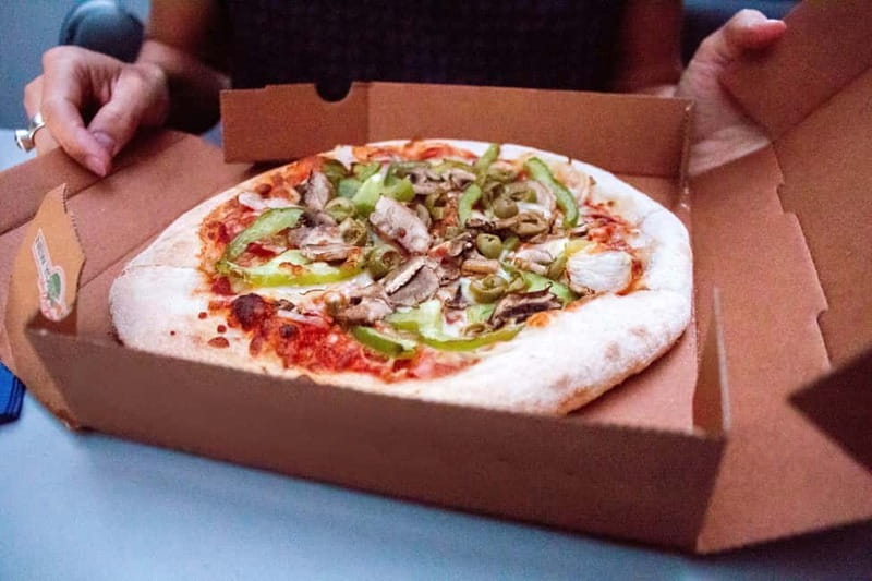 Amsterdam: Evening Pizza Cruise Along the Canals - Key Points You Should Know Before You Go