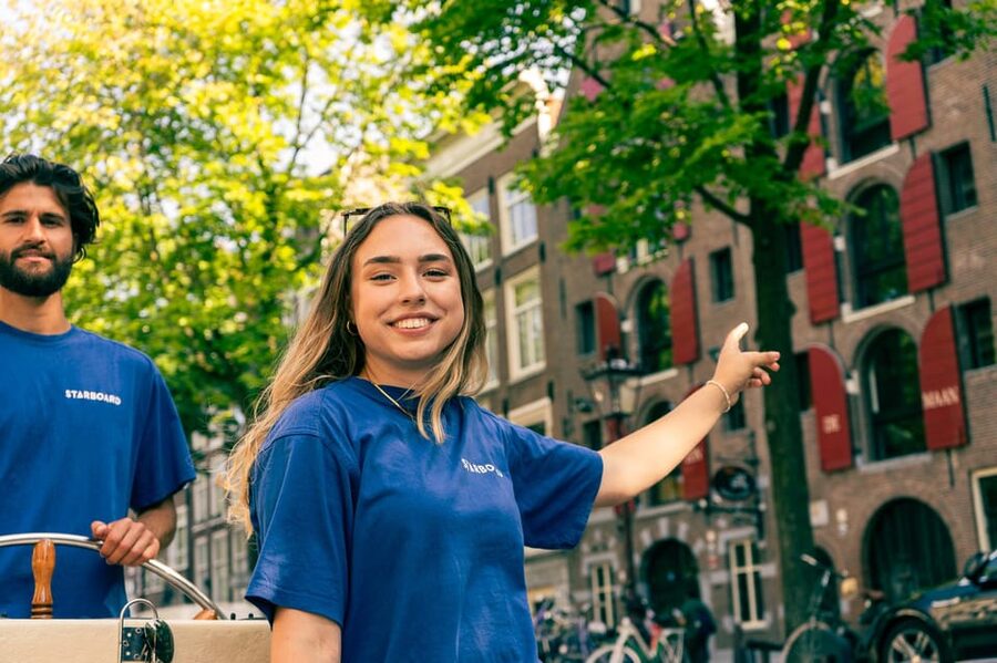Amsterdam: German Guided Canal Cruise with on Board Bar - Key highlights worth your time
