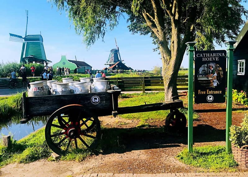 Amsterdam: Giethoorn, Afsluitdijk and Zaanse Schans Day Trip - Afsluitdijk: a dam and causeway worth the photo stop