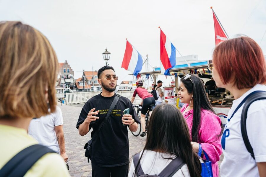 Amsterdam: Giethoorn, Volendam, and Zaanse Schans Tour - Timing and Weather: Rain or Shine Means Packing Smart