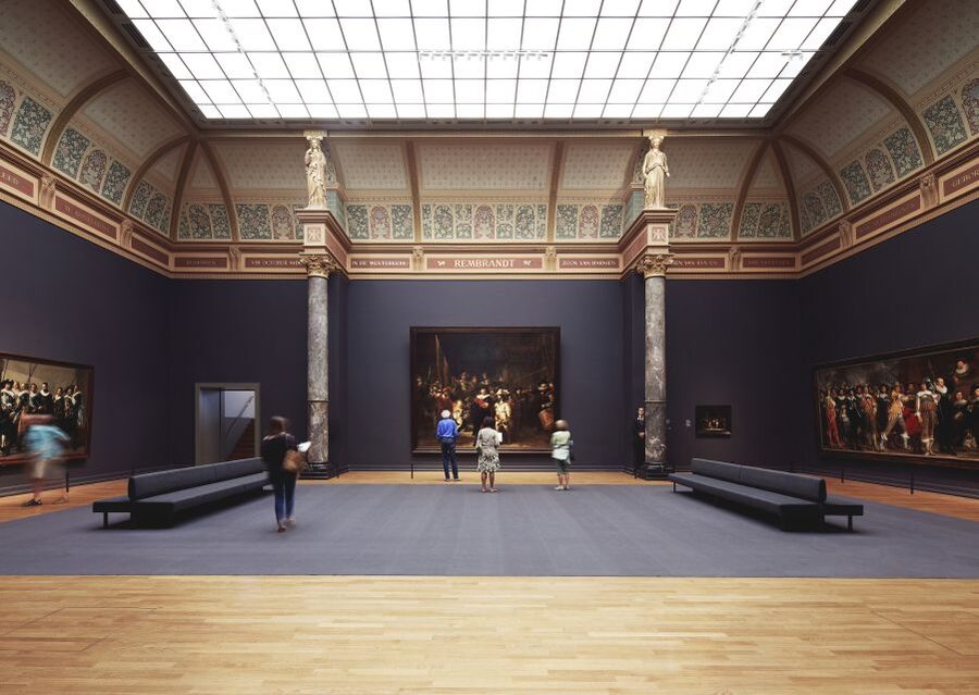 Amsterdam: Guided Rijksmuseum Tour in Spanish - The museum building itself: Pierre Cuypers and the rooms worth pausing for