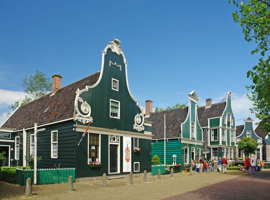 Amsterdam: Guided Zaanse Schans, Windmills & Cheese Tour - Free time in Zaanse Schans: make it photo-heavy or shop-heavy