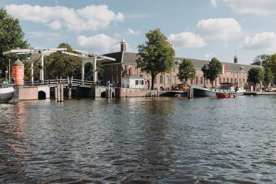 Amsterdam: H'ART Museum Entry Ticket - Accessibility and comfort: what you can plan for
